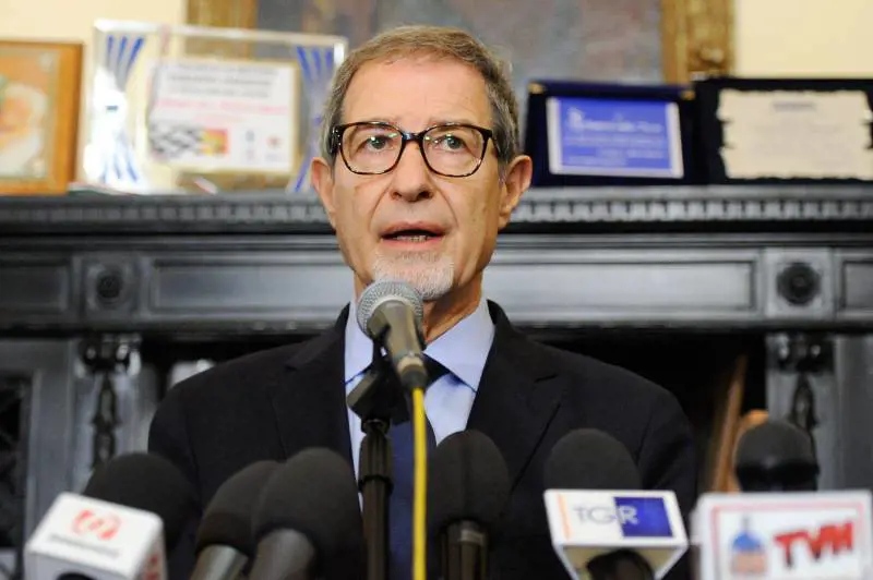 La Sicilia degli sprechi paga 40 milioni in affitti. ​E ora si mette "a dieta"