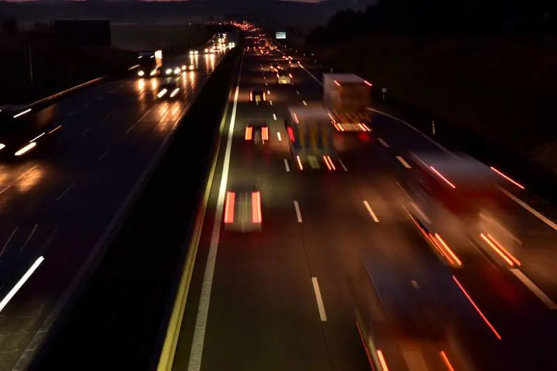 Bologna, camion travolge cantiere su A14: morti due operai