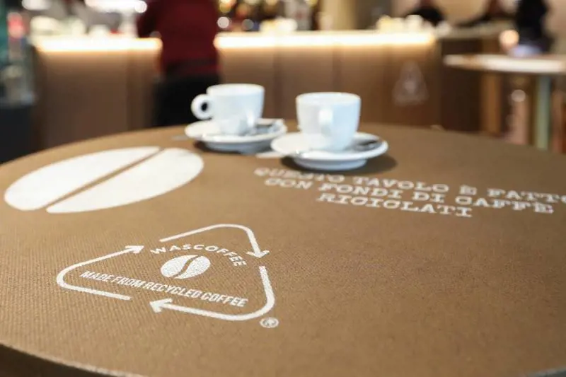 Autogrill, al Puro Gusto di Linate sbarca WASCOFFEE®, l'arredamento fatto di caffè