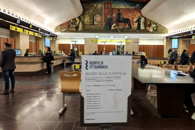 In molti fiutano il business: parte la corsa ad aprire i Caf