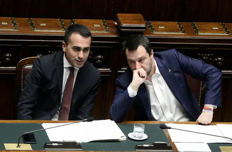 Il sondaggio: Lega al 33% , Cinque Stelle e Pd al 21%