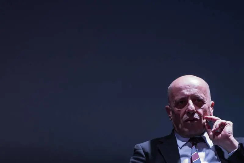 Alessandro Sallusti positivo al coronavirus: il direttore de Il Giornale è asintomatico