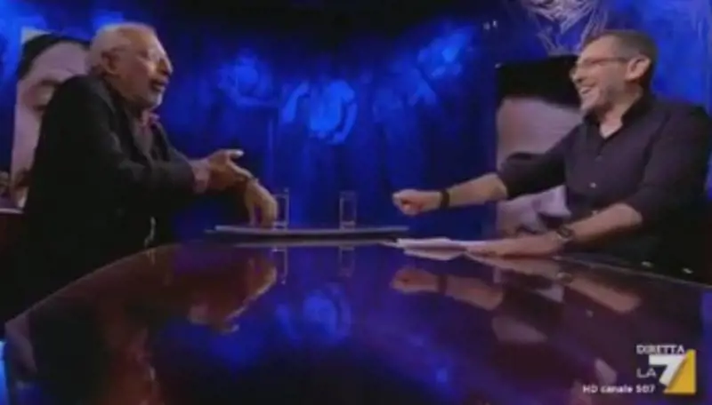 Lerner dice "viva Soros!" in tv: "Investe per le Ong e per i rom"