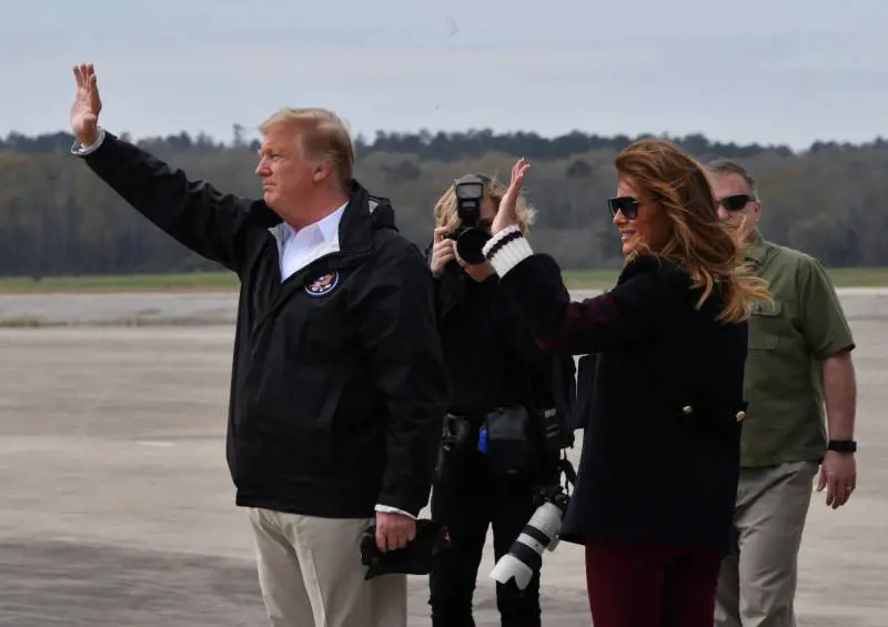 I complottisti accusano: "Quella non è Melania Trump"