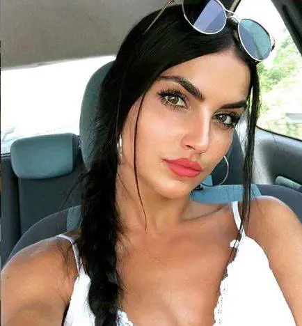 Teresa Langella: "Manca poco". In arrivo puntata speciale a Uomini e Donne con Andrea?