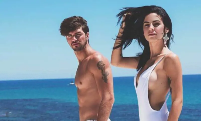 Andrea tradisce Giulia con alcune modelle? La dura reazione di Giulia De Lellis