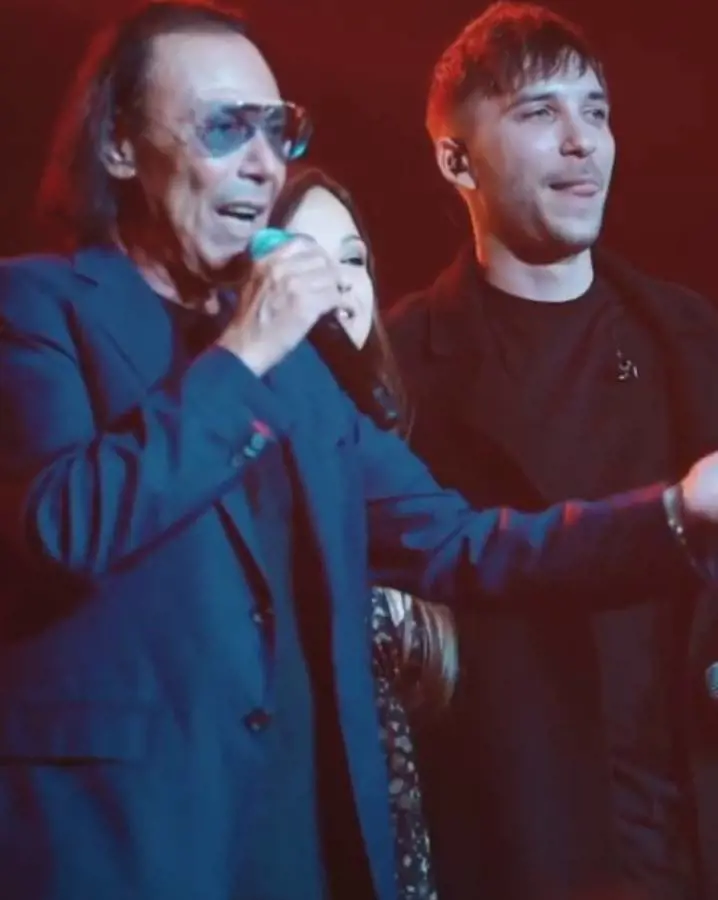 Briga festeggia Antonello Venditti: sul loro palco sale una ragazza speciale