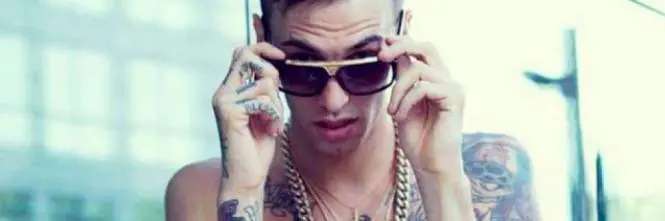 Achille Lauro, nuovo mistero su Instagram: il trapper posta la foto di un feto 