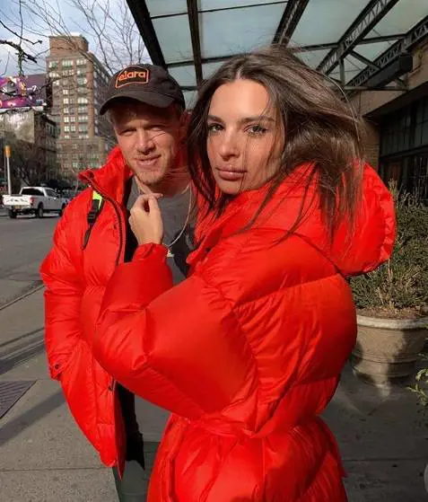 “Una coppia da incubo”, Emily Ratajkowski e il marito presto sfrattati?