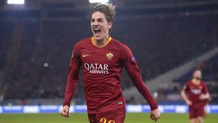 Zaniolo-Juve, la mamma frena: "Rimane alla Roma"