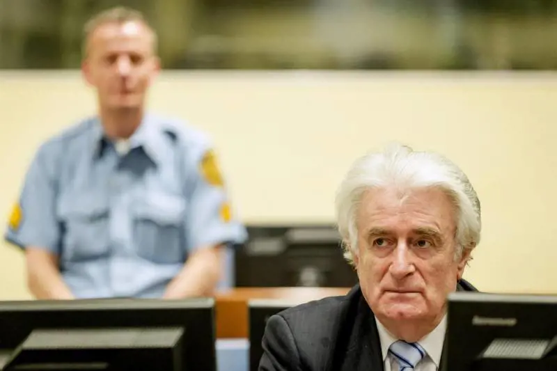 Ergastolo a Karadzic, il boia di Srebrenica