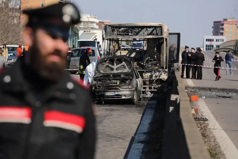 C'è incredulità e rabbia: "Scena agghiacciante, i responsabili paghino"