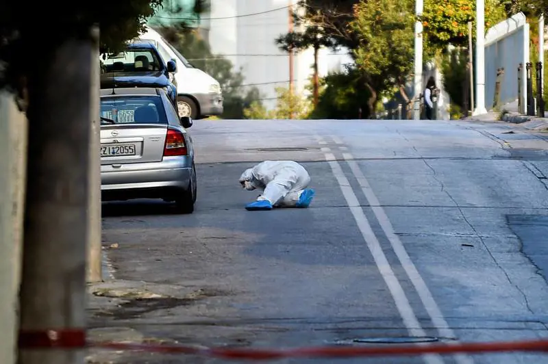 Atene, lancio di granate contro il consolato russo