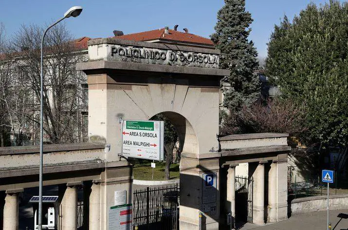 Reggio Emilia, ghanesi lo circoncidono a casa: muore il figlio neonato