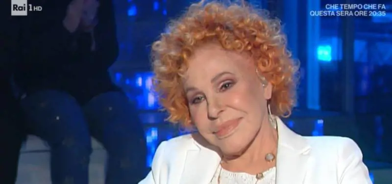 La Vanoni alla Venier: "Tu gliel'avresti data a Califano?"