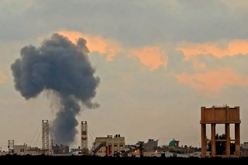 Razzo di Hamas su Tel Aviv. E da Israele offensiva su Gaza