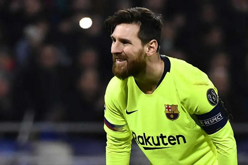 Primo successo all'Old Trafford. Per il Barça è quasi semifinale