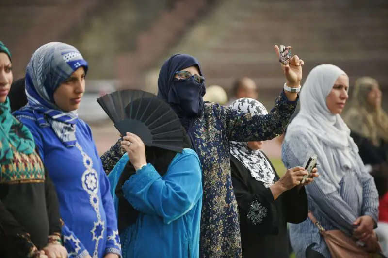 La "religione" dei migranti per gli italiani (anche di sinistra) è una minaccia