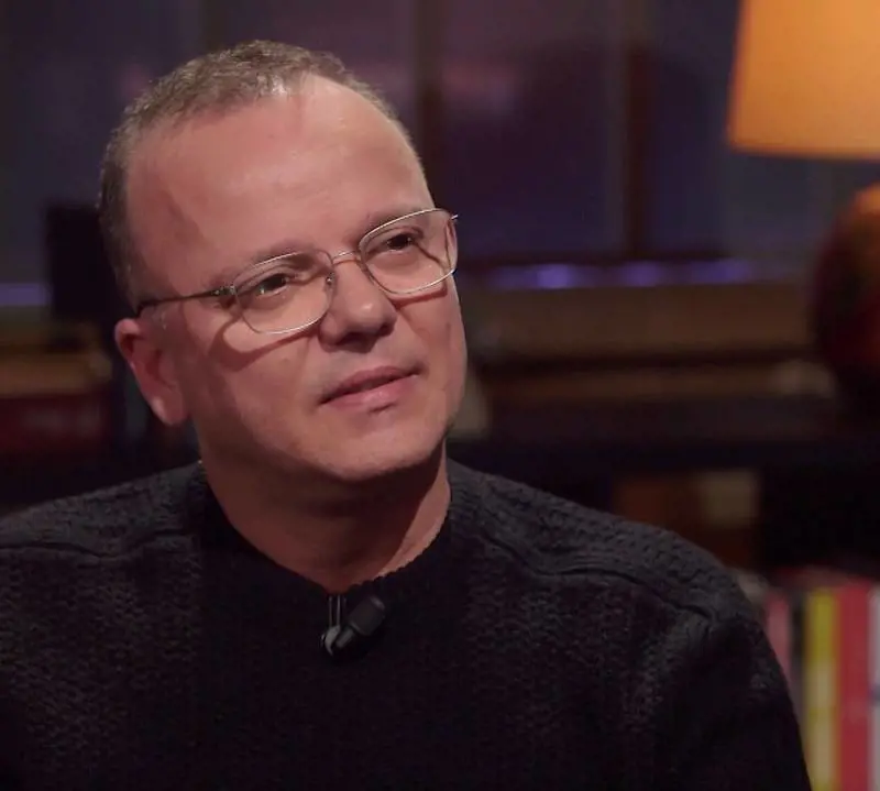 Gigi D'Alessio con Mannoia, Guè, Giusy: "Ho battuto i pregiudizi e rinnovo i suoni"