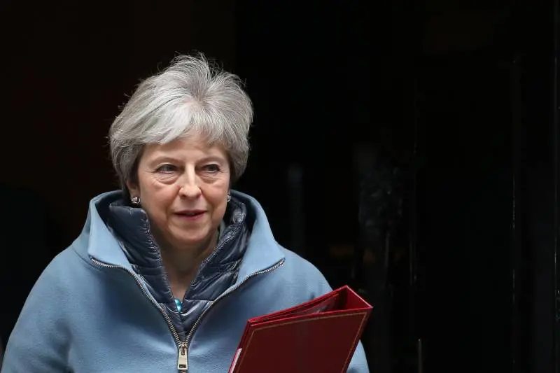 Brexit, l'annuncio di Theresa May: "Se passa accordo mi dimetto"