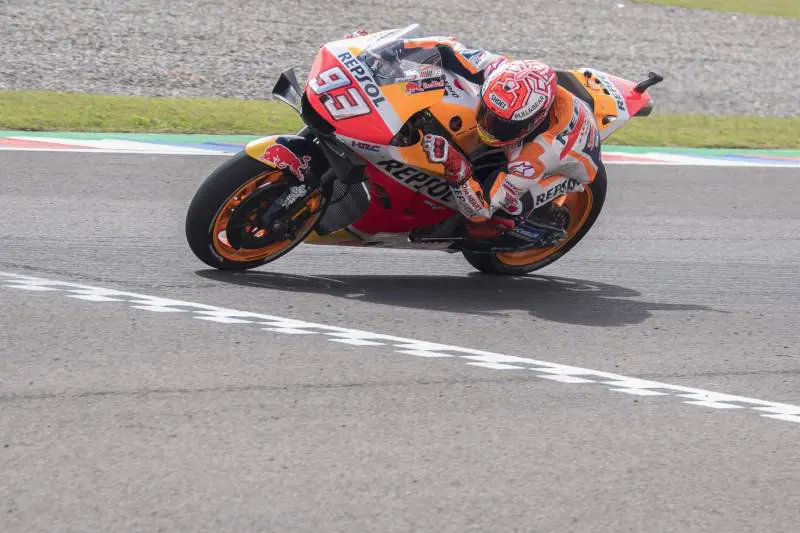 Motogp, Argentina: Marquez in pole davanti a Vinales e Dovizioso