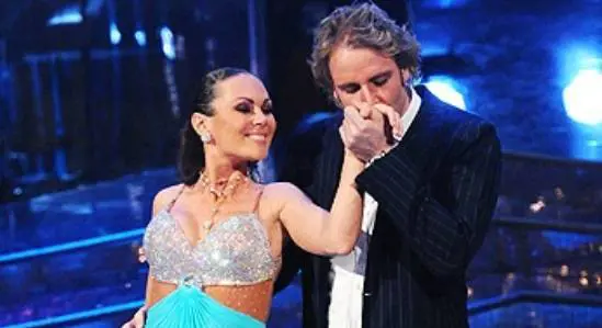 Natalia Titova confessa: "Ho lasciato Ballando perché la mia malattia è peggiorata"