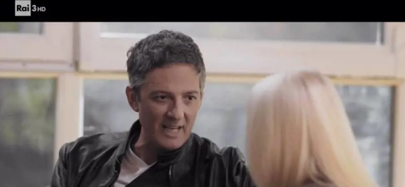 Fiorello: "Sanremo mi ricorda la morte di mio padre"
