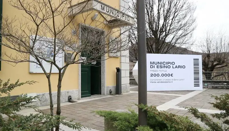 Il sindaco che vende il suo Comune per salvarlo dallo spopolamento
