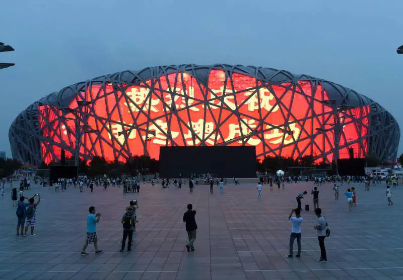 Cina, blacklist per i turisti incivili