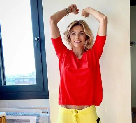 Martina Colombari, ira sui social: "Basta, non sono magra e malata"