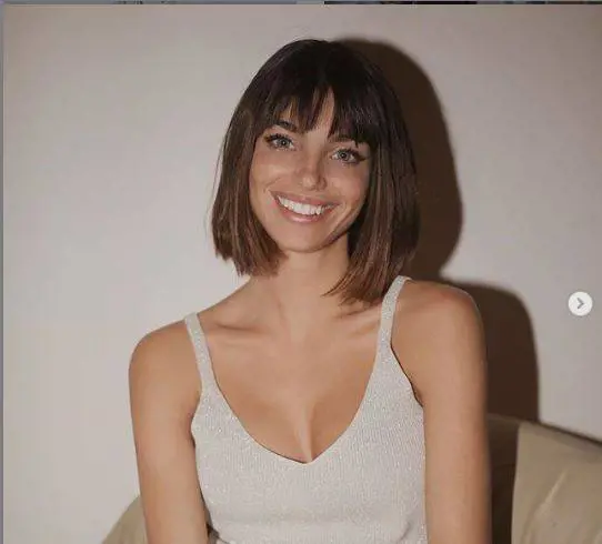 Nicole Mazzocato presenta il fidanzato, ma qualcuno chiede: "Non è sposato?"