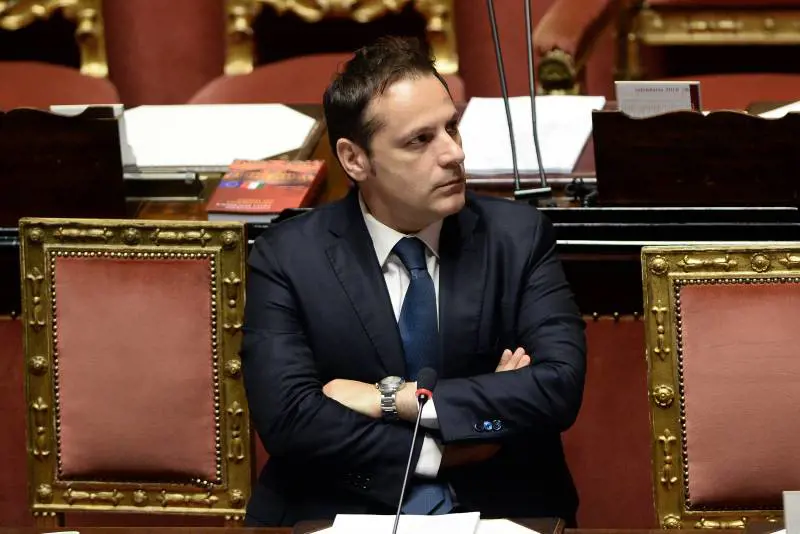 Siri, i pm aprono un'inchiesta: "Case coi soldi da San Marino"