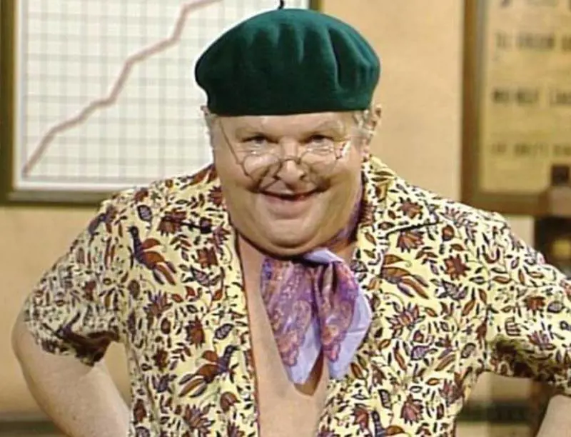 Benny Hill, la vita segreta del comico inglese: "Era un vero taccagno"