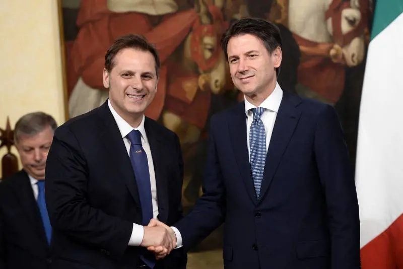 Conte ha incontrato Siri e prende tempo: "Pazientare"
