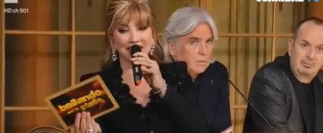 "Ballando", la Carlucci ha già la busta con i risultati