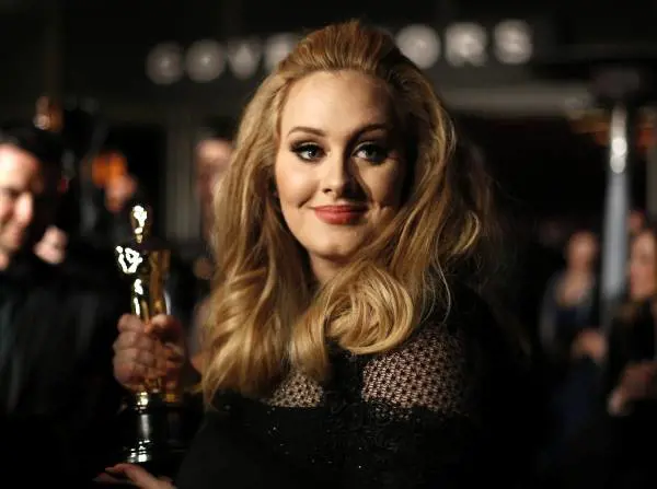 "Ora penso solo a me stessa." Il lungo post su i social per il compleanno di Adele