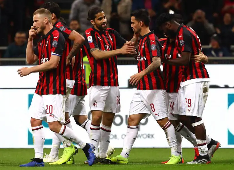 Il Milan soffre ma piega il Bologna: vittoria per 2-1 e Champions a meno tre