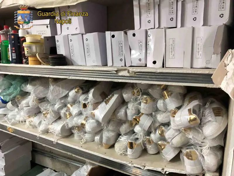 Scoperta e sequestrata la fabbrica del falso