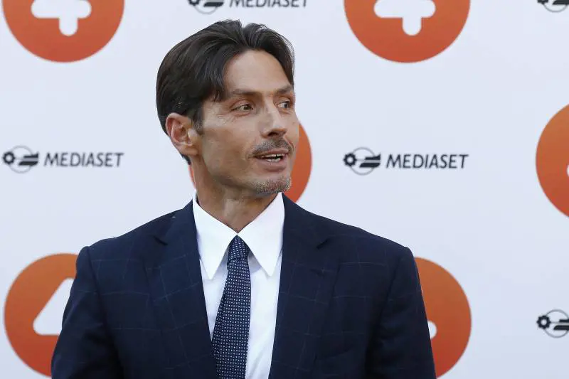 L'Ue "scuote" il settore. E Mediaset si prenota per la società della rete