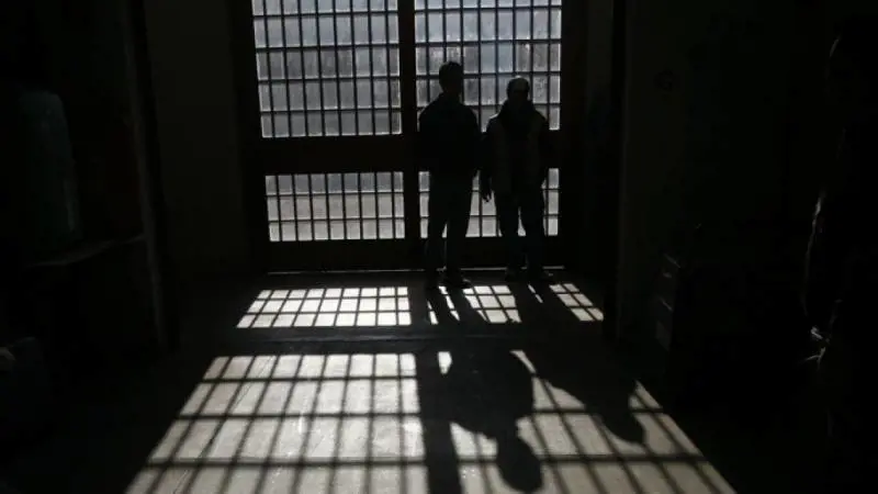 "Evitare il fine pena mai. Calpesta i diritti umani". Il regalo dell'Ue ai boss