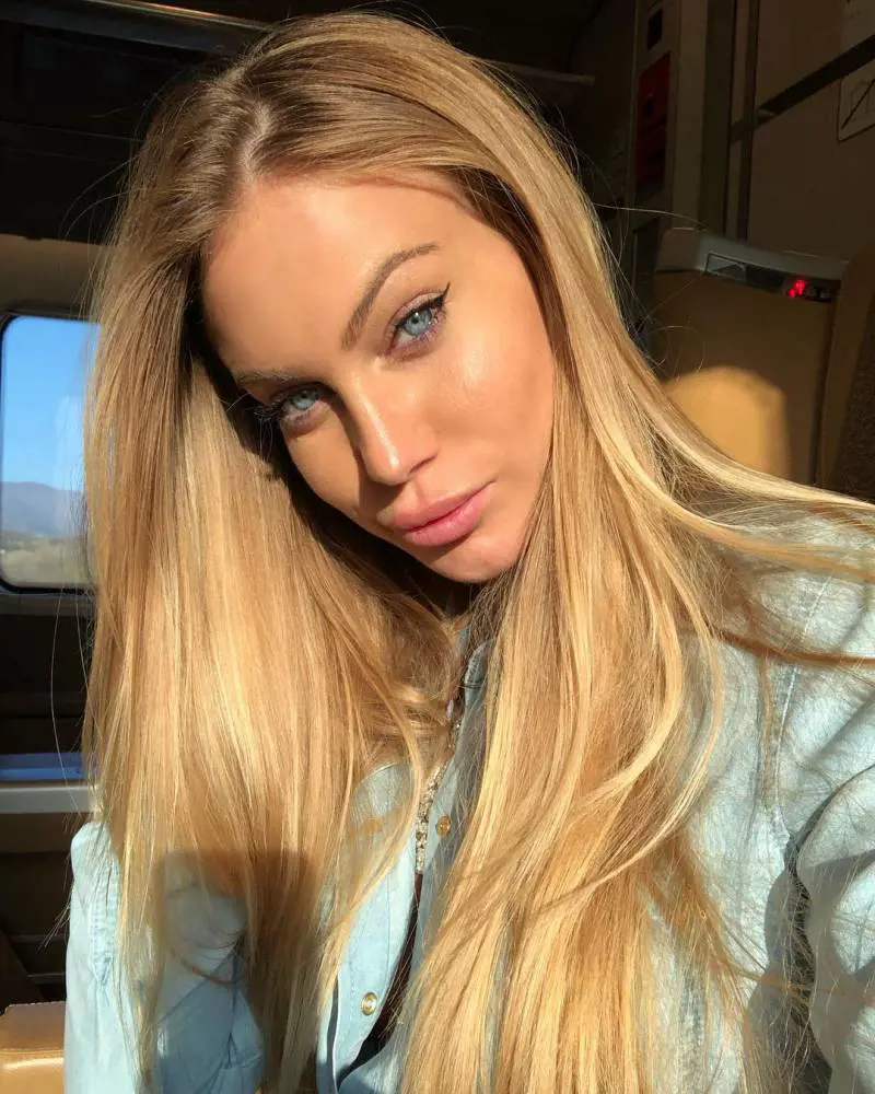 Taylor Mega replica alla De André: “È una ragazza con molti problemi"