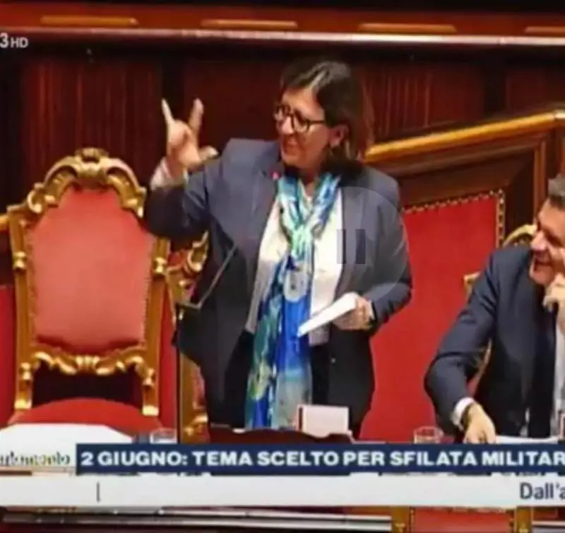 Fanno ammutinare persino i generali