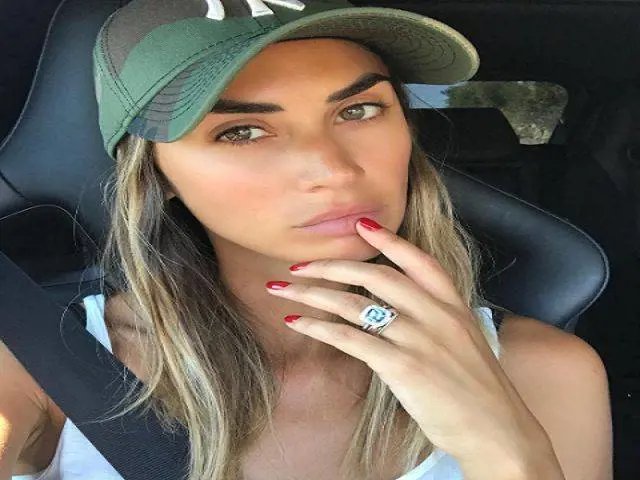 Melissa Satta si è fidanzata? Ecco chi è l'uomo misterioso