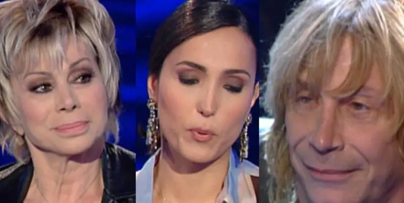 Carmen Russo e la confessione sul marito: "Ho pensato di lasciare Enzo Paolo Turchi"
