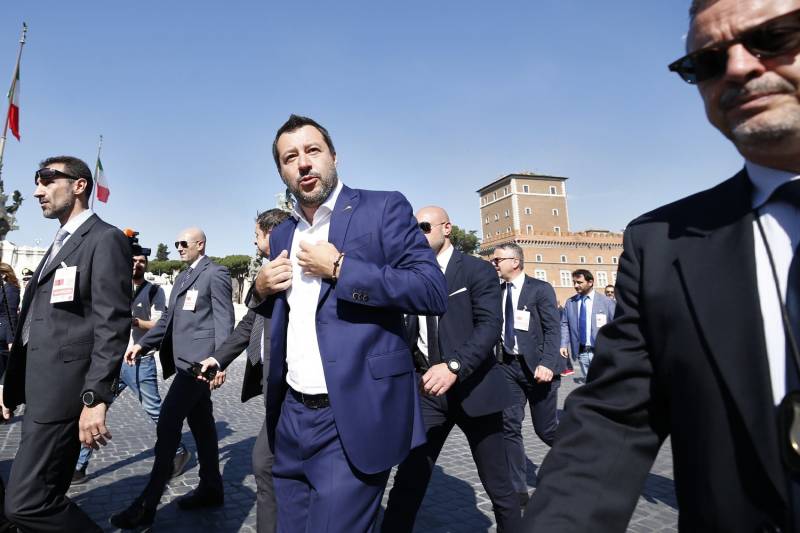 Salvini risponde all'Ue: