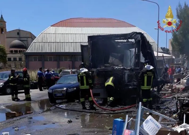 Gela, esplode bombola gas: venti feriti, di cui cinque in gravissime condizioni