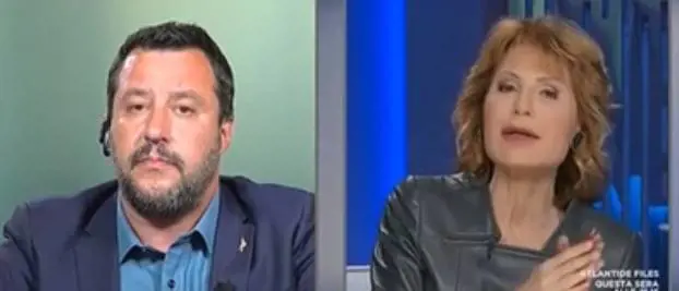 "Le devo togliere l'audio?". E Salvini zittisce così la Gruber