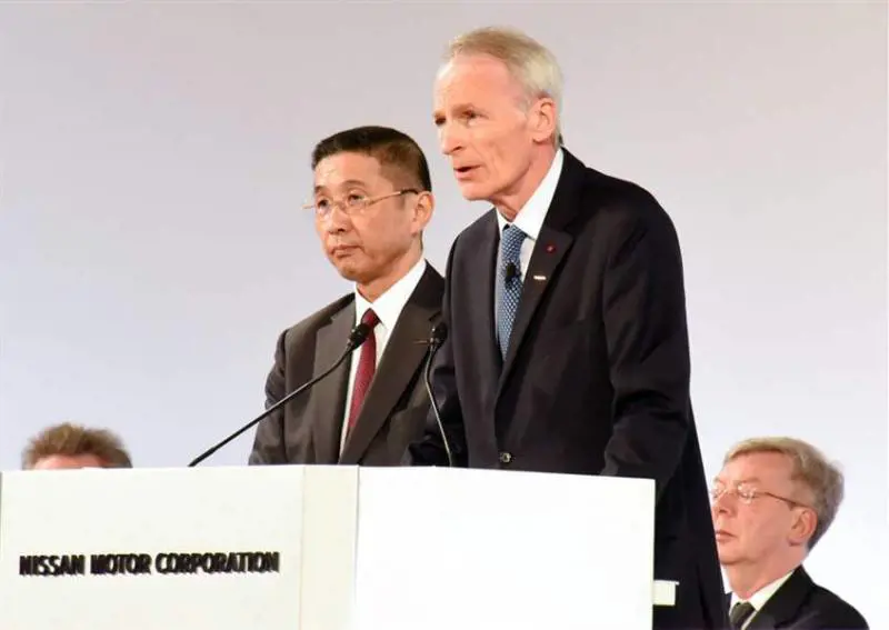 Renault alla resa dei conti. E l'Eliseo insiste con Fca