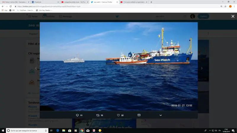 Salpa la flotta anti Salvini dei talebani dell'accoglienza