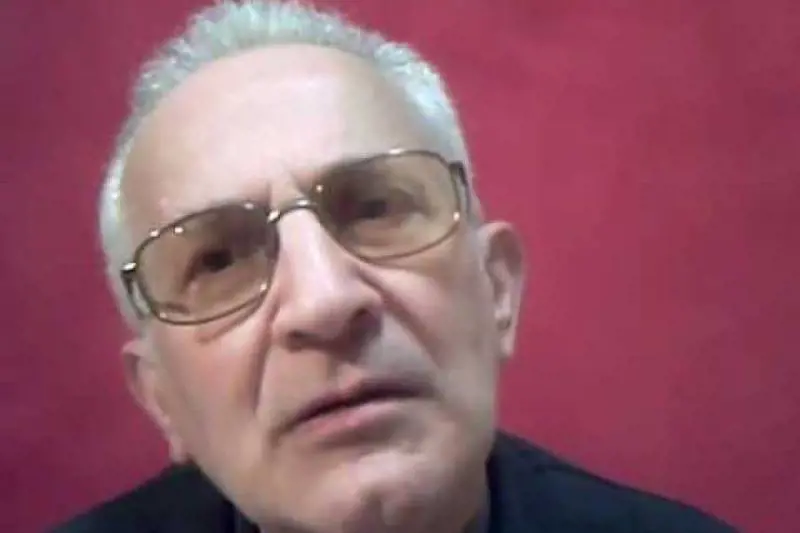 Il delirio del prete anti-Salvini: "Bisogna uccidere il ministro"